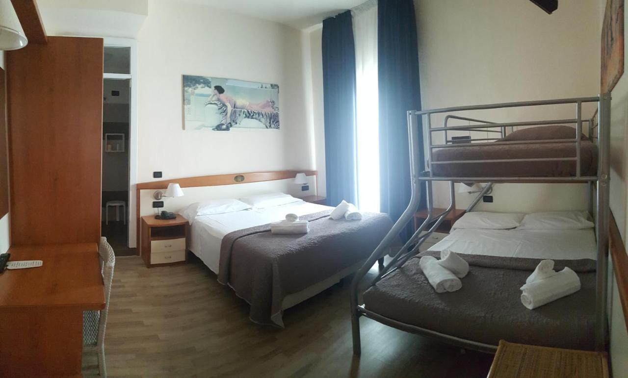 Hotel Stella D'Oro Лидо-ди-Езоло Экстерьер фото