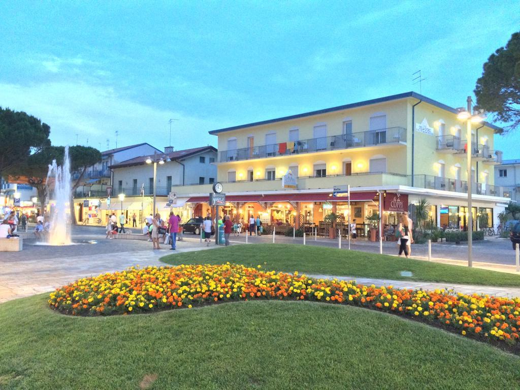 Hotel Stella D'Oro Лидо-ди-Езоло Экстерьер фото
